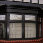 Black_bow_window.jpg...